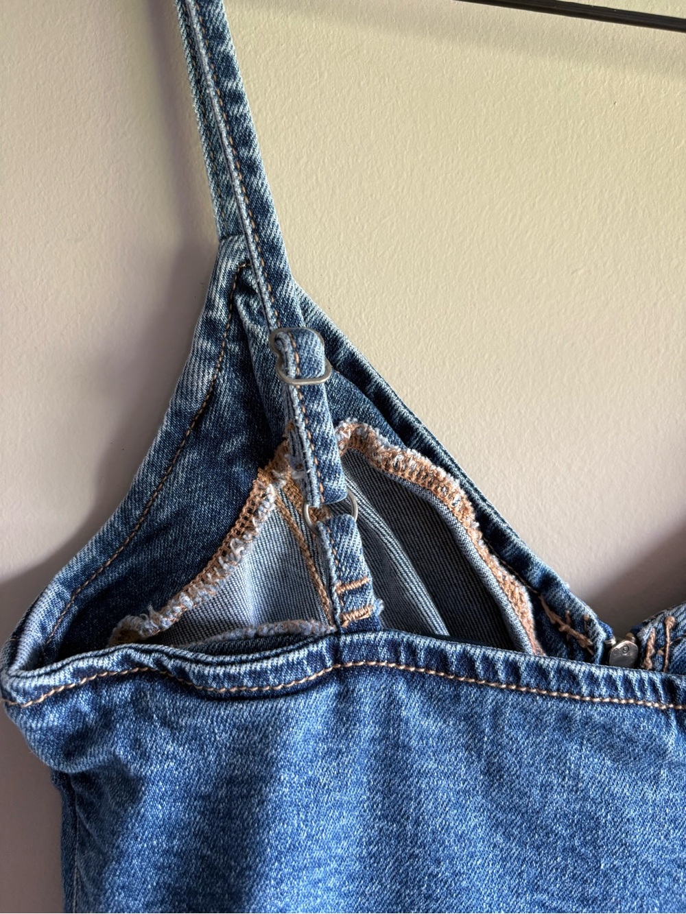 American Eagle Outfitters Light Blue Denim Mini Dress with Contrast Stitching - Picture 3 of 5